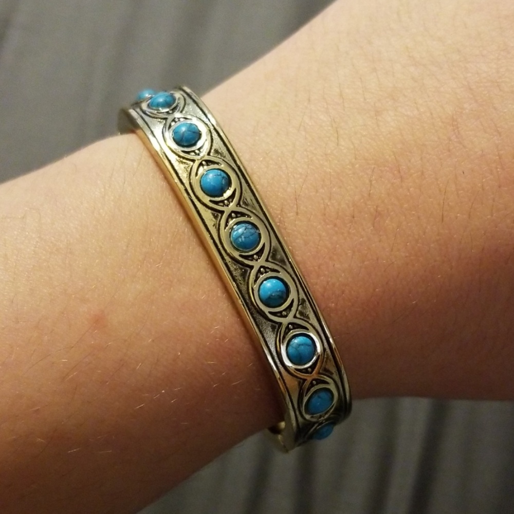 Faux Turquoise bracelet